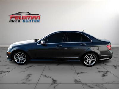 2013 Mercedes-Benz C 300 Luxury 4MATIC   - Photo 2 - Greensburg, IN 47240-9353