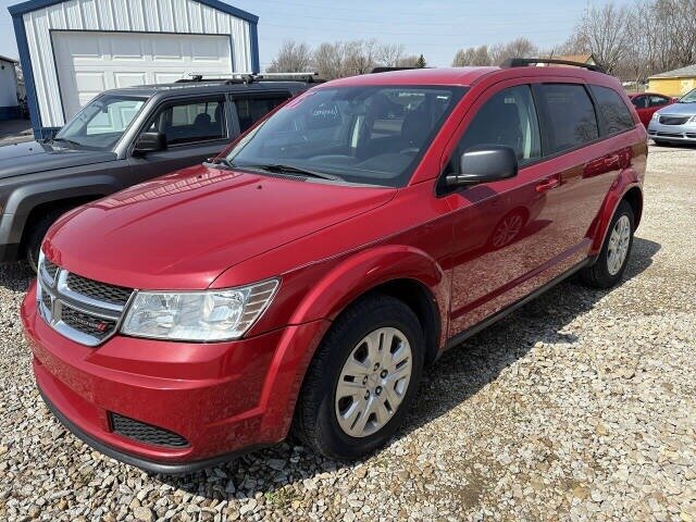 2017 Dodge Journey SE   - Photo 1 - Greensburg, IN 47240-9353
