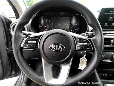 2021 Kia Forte LXS   - Photo 19 - Greensburg, IN 47240-9353
