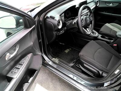 2021 Kia Forte LXS   - Photo 15 - Greensburg, IN 47240-9353