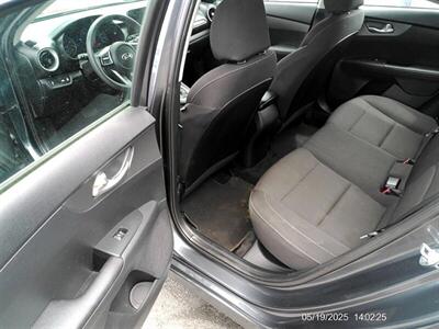 2021 Kia Forte LXS   - Photo 31 - Greensburg, IN 47240-9353