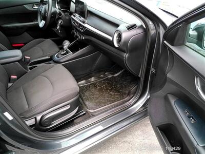 2021 Kia Forte LXS   - Photo 37 - Greensburg, IN 47240-9353