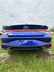 2023 Hyundai ELANTRA SEL - Photo 4 - Greensburg, IN 47240-9353