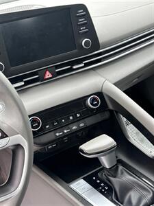2023 Hyundai ELANTRA SEL - Photo 21 - Greensburg, IN 47240-9353