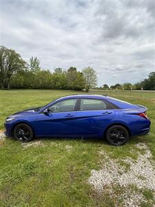 2023 Hyundai ELANTRA SEL - Photo 2 - Greensburg, IN 47240-9353