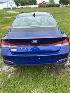 2023 Hyundai ELANTRA SEL - Photo 3 - Greensburg, IN 47240-9353
