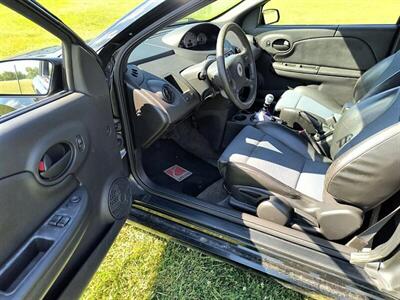 2004 Saturn Ion Red Line   - Photo 11 - Greensburg, IN 47240-9353