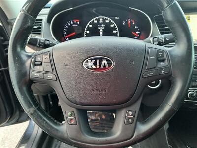 2014 Kia Cadenza Premium   - Photo 15 - Greensburg, IN 47240-9353