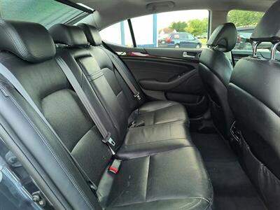 2014 Kia Cadenza Premium   - Photo 29 - Greensburg, IN 47240-9353