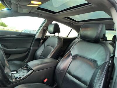 2014 Kia Cadenza Premium   - Photo 13 - Greensburg, IN 47240-9353