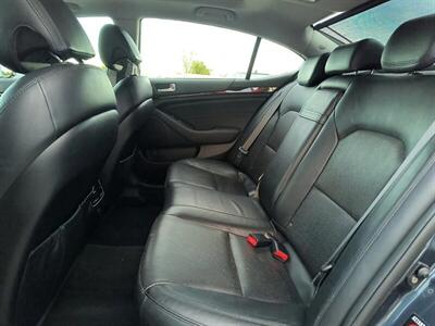 2014 Kia Cadenza Premium   - Photo 23 - Greensburg, IN 47240-9353