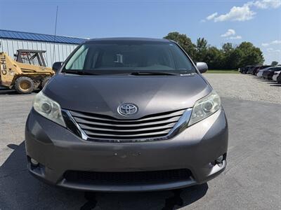 2011 Toyota Sienna XLE 8-Passenger   - Photo 2 - Greensburg, IN 47240-9353
