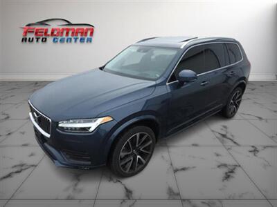 2022 Volvo XC90 T6 Momentum 7-Passenger   - Photo 14 - Greensburg, IN 47240-9353