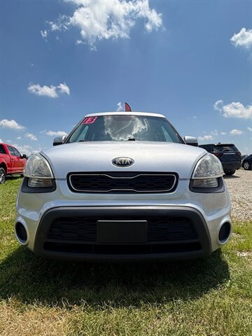 2013 Kia Soul Plus - Photo 17 - Greensburg, IN 47240-9353