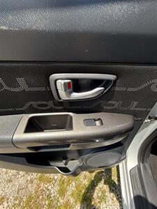 2013 Kia Soul Plus - Photo 33 - Greensburg, IN 47240-9353
