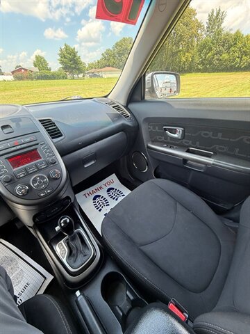 2013 Kia Soul Plus - Photo 27 - Greensburg, IN 47240-9353