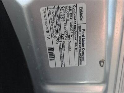 2017 Lincoln Continental Premiere   - Photo 17 - Greensburg, IN 47240-9353