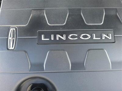 2017 Lincoln Continental Premiere   - Photo 16 - Greensburg, IN 47240-9353