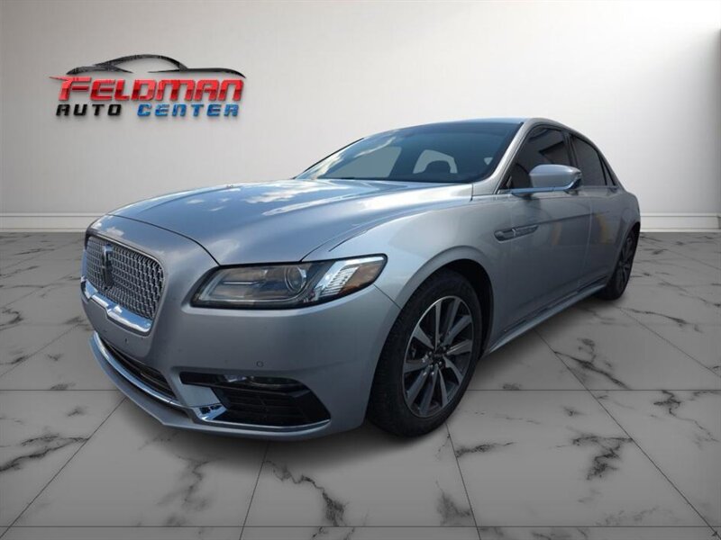 2017 Lincoln Continental Premiere  