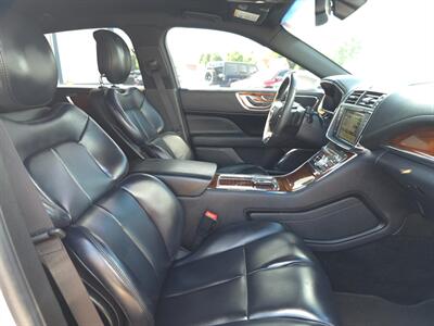 2017 Lincoln Continental Premiere   - Photo 34 - Greensburg, IN 47240-9353