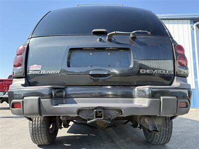 2004 Chevrolet TrailBlazer EXT LT   - Photo 4 - Greensburg, IN 47240-9353