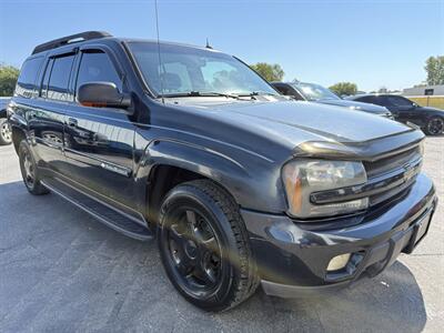 2004 Chevrolet TrailBlazer EXT LT   - Photo 8 - Greensburg, IN 47240-9353