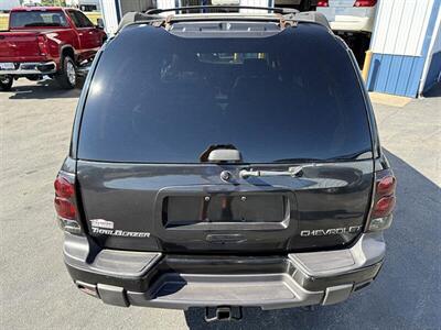 2004 Chevrolet TrailBlazer EXT LT - Photo 3 - Greensburg, IN 47240-9353