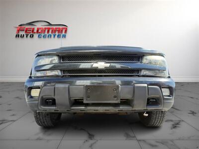 2004 Chevrolet TrailBlazer EXT LT   - Photo 11 - Greensburg, IN 47240-9353