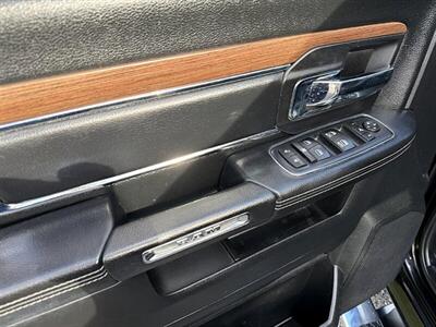 2016 RAM 2500 Laramie  Turbo Diesel - Photo 12 - Greensburg, IN 47240-9353