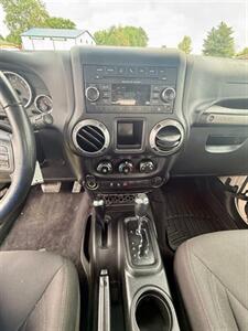 2017 Jeep Wrangler Unlimited Unlimited Sport - Photo 22 - Greensburg, IN 47240-9353