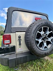 2017 Jeep Wrangler Unlimited Unlimited Sport - Photo 29 - Greensburg, IN 47240-9353