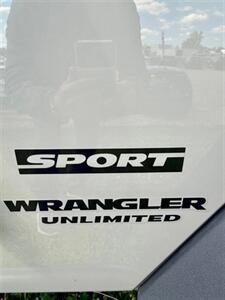 2017 Jeep Wrangler Unlimited Unlimited Sport - Photo 14 - Greensburg, IN 47240-9353