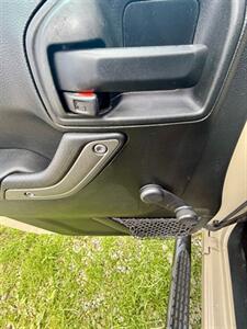 2017 Jeep Wrangler Unlimited Unlimited Sport - Photo 24 - Greensburg, IN 47240-9353