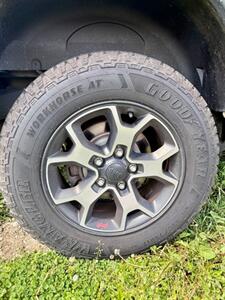 2017 Jeep Wrangler Unlimited Unlimited Sport - Photo 15 - Greensburg, IN 47240-9353