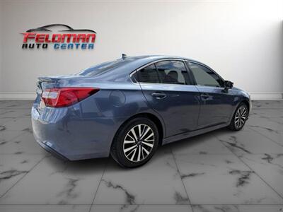 2018 Subaru Legacy 2.5i Premium   - Photo 16 - Greensburg, IN 47240-9353