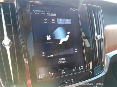 2021 Volvo S90 T6 Momentum   - Photo 26 - Greensburg, IN 47240-9353