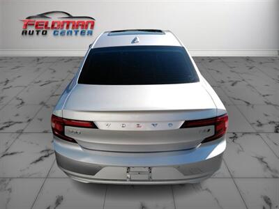 2021 Volvo S90 T6 Momentum   - Photo 5 - Greensburg, IN 47240-9353