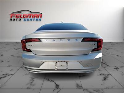 2021 Volvo S90 T6 Momentum   - Photo 4 - Greensburg, IN 47240-9353