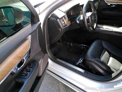2021 Volvo S90 T6 Momentum   - Photo 15 - Greensburg, IN 47240-9353