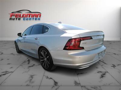 2021 Volvo S90 T6 Momentum   - Photo 3 - Greensburg, IN 47240-9353