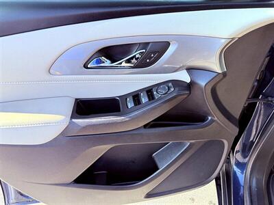 2022 Chevrolet Traverse LS - Photo 12 - Greensburg, IN 47240-9353