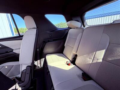2022 Chevrolet Traverse LS - Photo 25 - Greensburg, IN 47240-9353