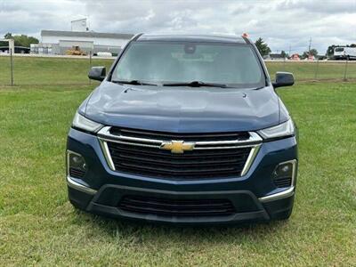 2022 Chevrolet Traverse LS - Photo 2 - Greensburg, IN 47240-9353