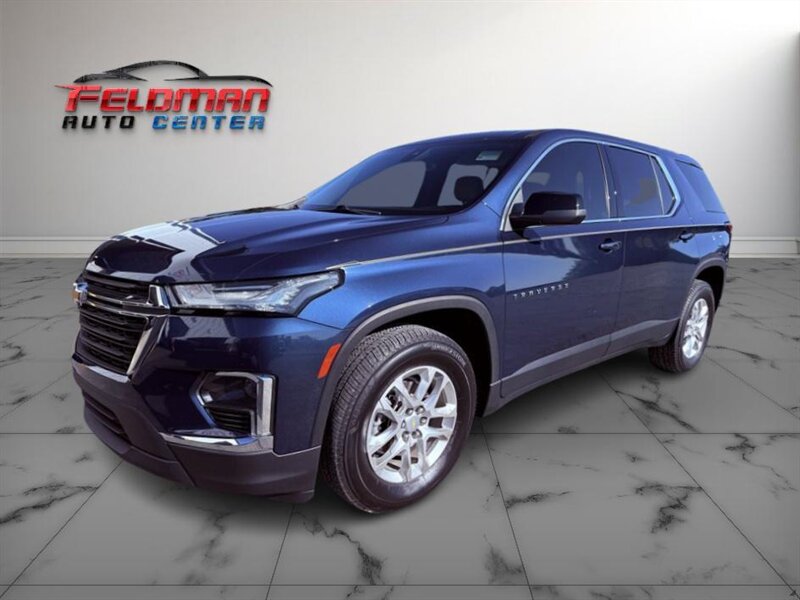 2022 Chevrolet Traverse LS  