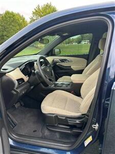 2022 Chevrolet Traverse LS - Photo 10 - Greensburg, IN 47240-9353