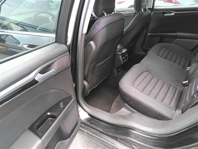 2013 Ford Fusion SE   - Photo 32 - Greensburg, IN 47240-9353