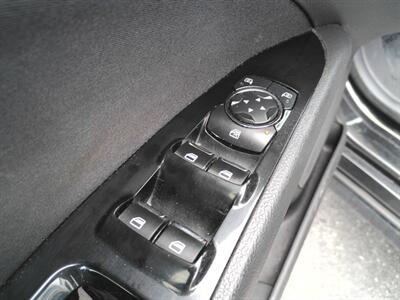 2013 Ford Fusion SE   - Photo 16 - Greensburg, IN 47240-9353