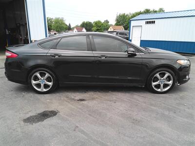 2013 Ford Fusion SE   - Photo 8 - Greensburg, IN 47240-9353