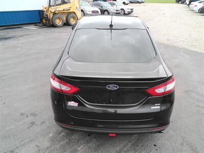 2013 Ford Fusion SE   - Photo 5 - Greensburg, IN 47240-9353