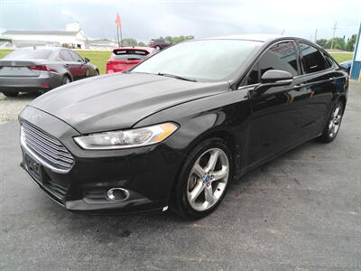 2013 Ford Fusion SE   - Photo 1 - Greensburg, IN 47240-9353